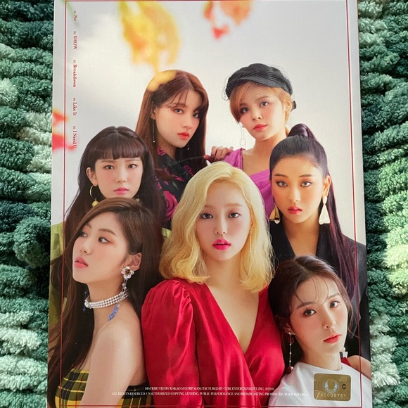 CLC album with pc and poster! - Picture 4 of 8